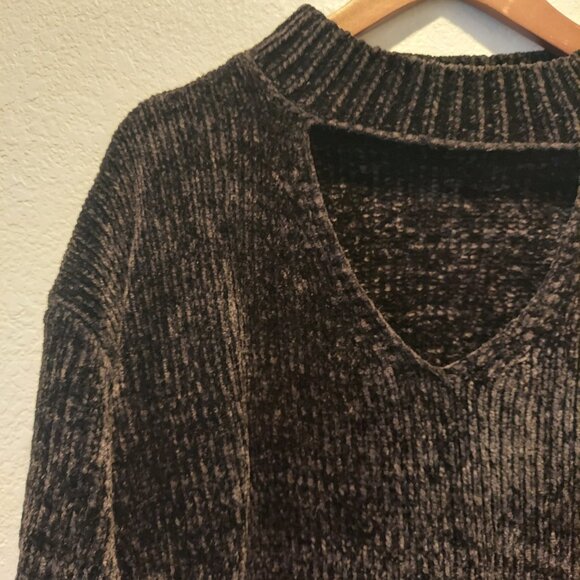 Soft Black Chenille Sweater Size S - Picture 3 of 8